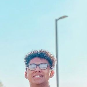 Meet your Posher, Abelardo